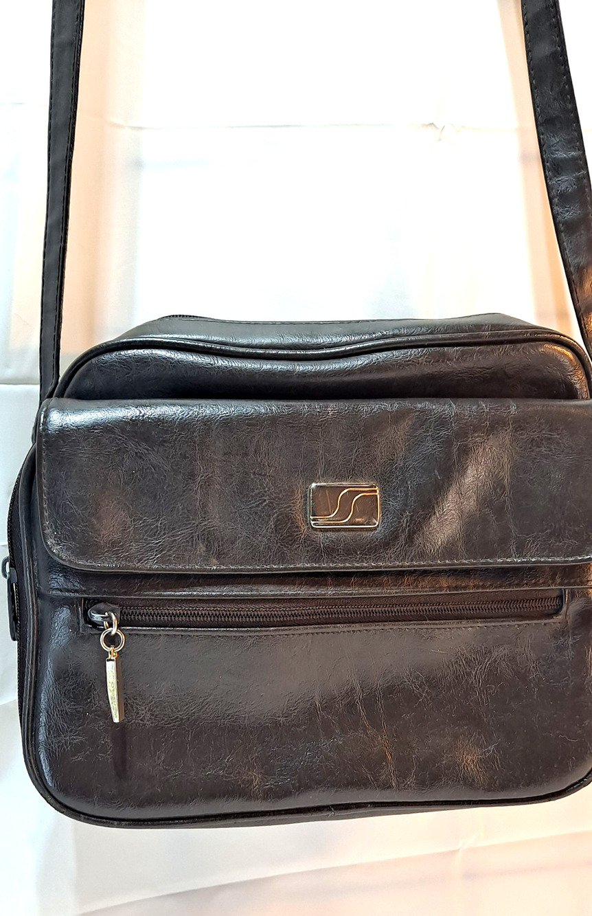 Multi Pocket Crossbody Handbag